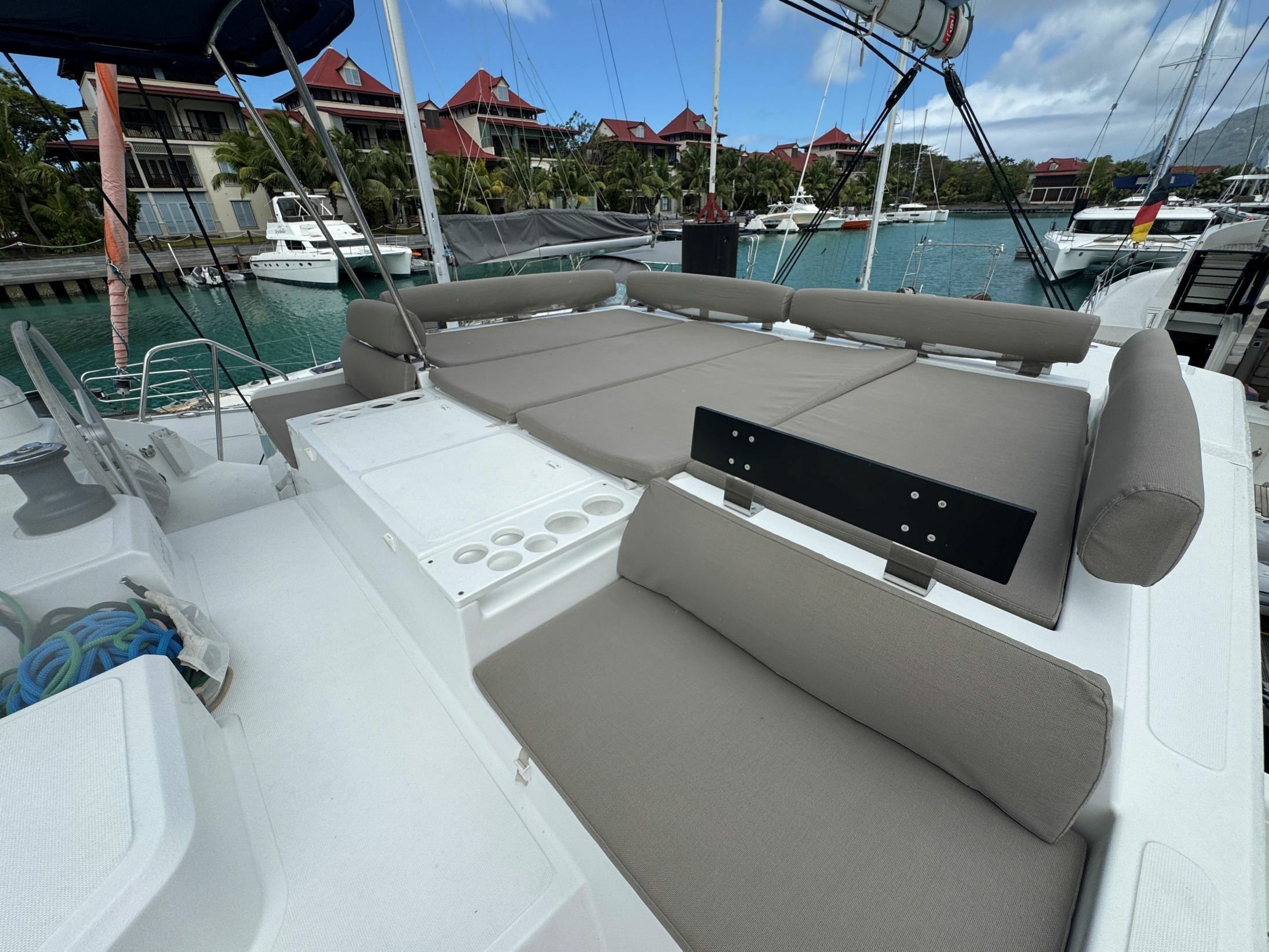 Bali Catspace | Cosmo