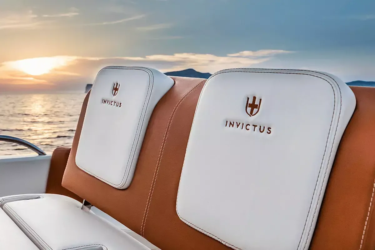 Invictus 240 | 19