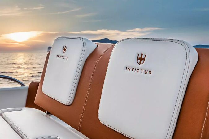 Invictus 240 | 19
