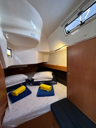 Bavaria Cruiser 37 | Crypto