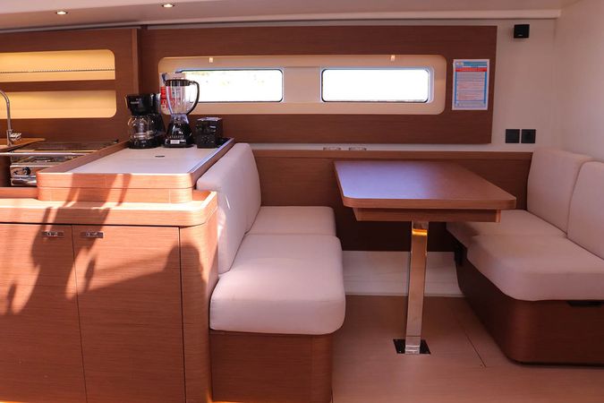 Beneteau Oceanis 54 | Heartbeat