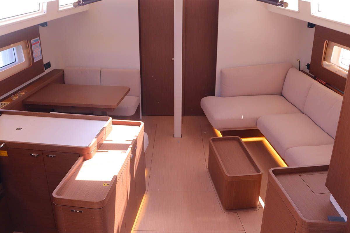 Beneteau Oceanis 54 | Heartbeat