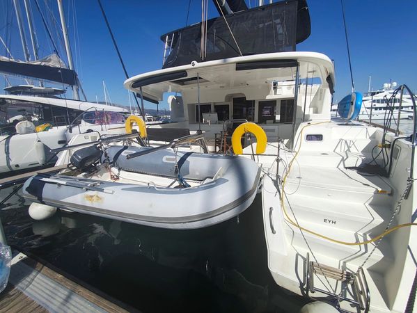 Lagoon 450 F | Evi