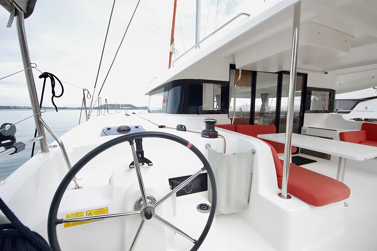 Excess 14 | Las Olas