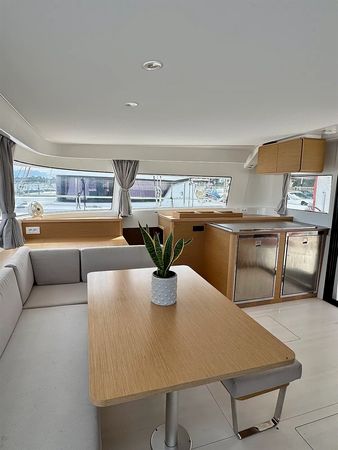 Excess 14 | Las Olas