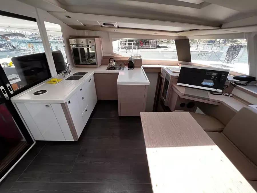 Fountaine Pajot Astrea 42 | Cata del Mar