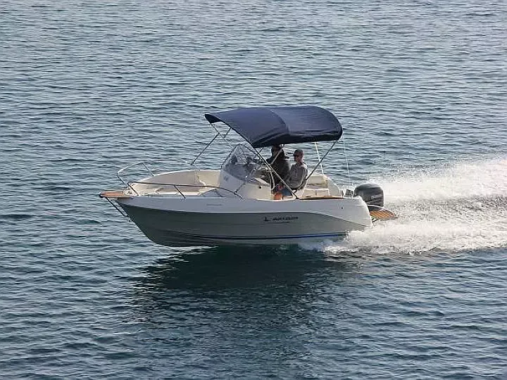 Quicksilver 525 | 10