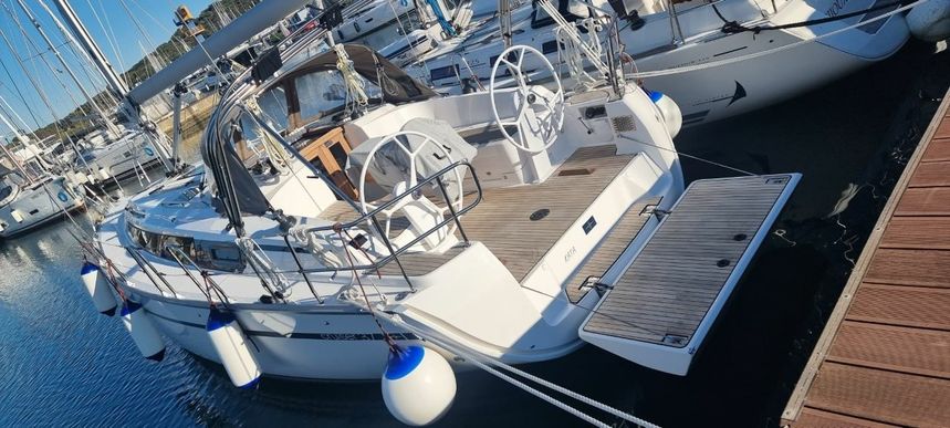 Bavaria Cruiser 37 | Kata