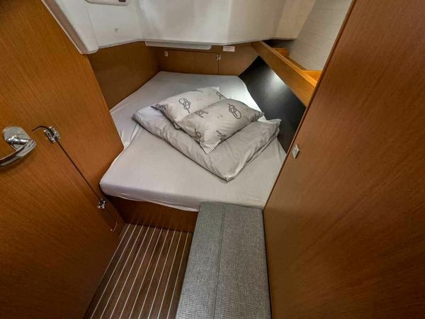 Bavaria Cruiser 37 | Kata