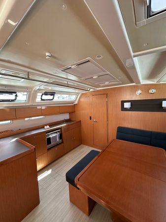 Bavaria Cruiser 46 | Iskra