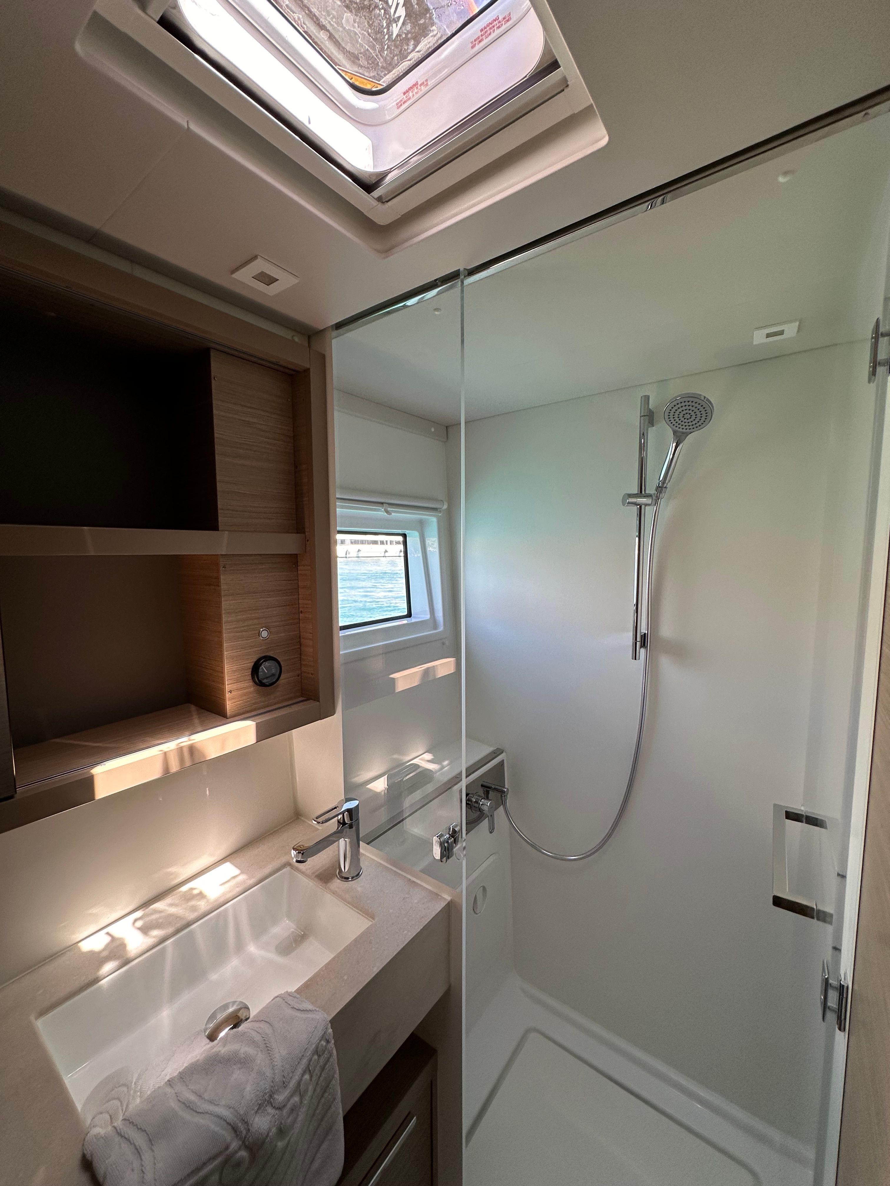 Lagoon 46 | Destiny Point