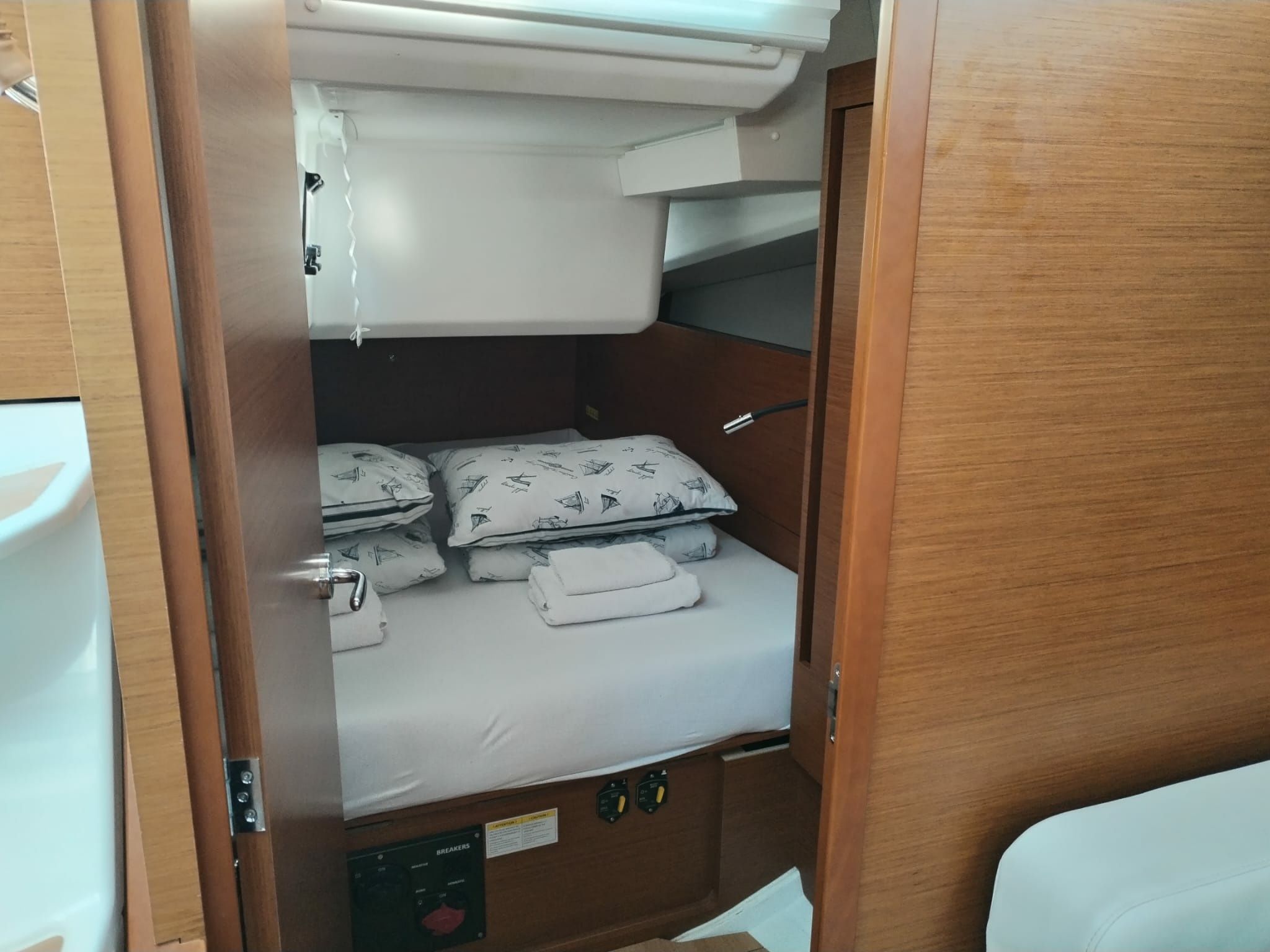 Jeanneau Sun Odyssey 440 | Toya 3