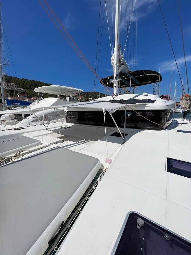 Lagoon 52 F | Discovery