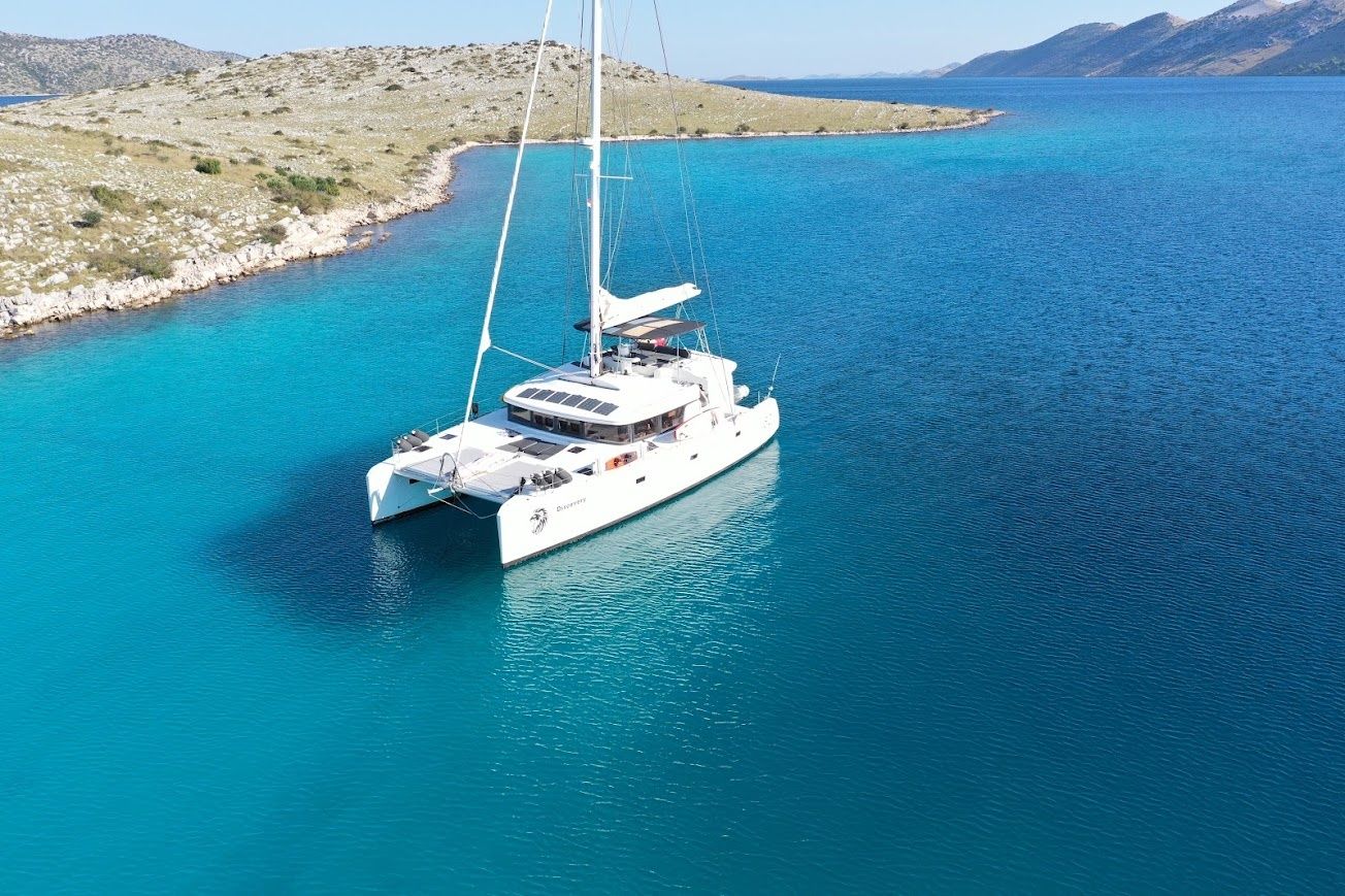 Lagoon 52 F | Discovery