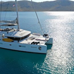 Lagoon 52 F | Discovery