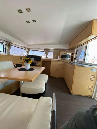 Lagoon 400 S2 | Christina