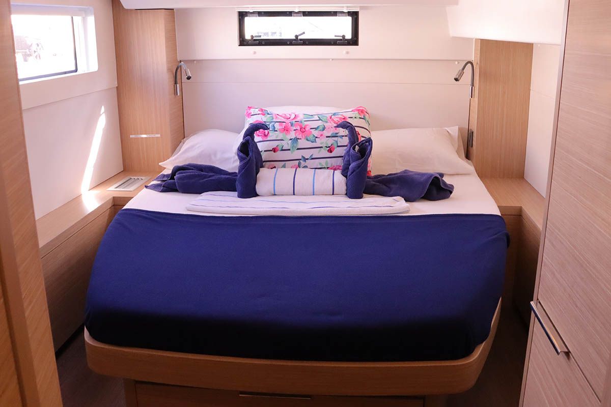 Lagoon 46 | Knot Working