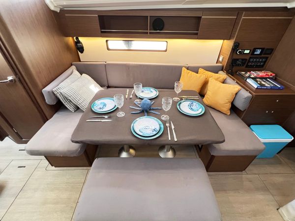 Beneteau Oceanis 40.1 | Escape