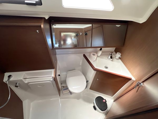 Beneteau Oceanis 40.1 | Escape