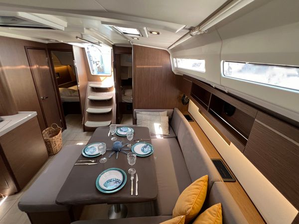 Beneteau Oceanis 40.1 | Escape