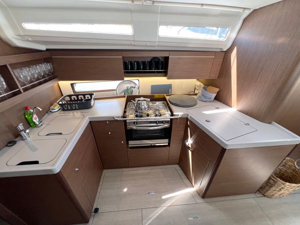 Beneteau Oceanis 40.1 | Escape
