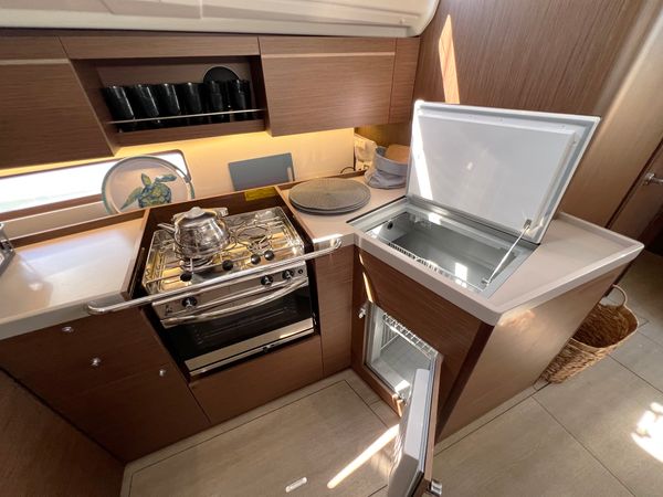 Beneteau Oceanis 40.1 | Escape