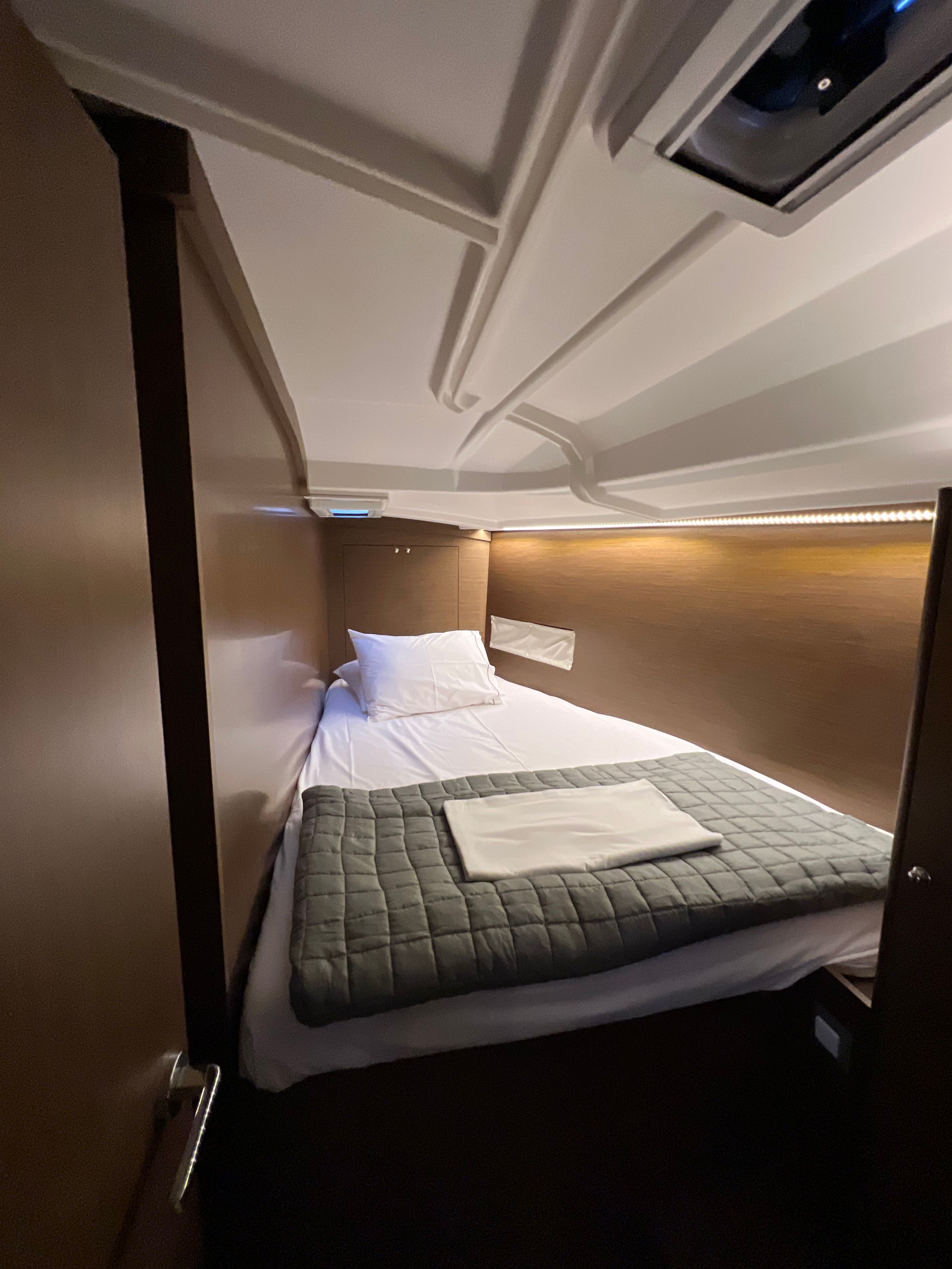 Beneteau Oceanis 40.1 | Escape