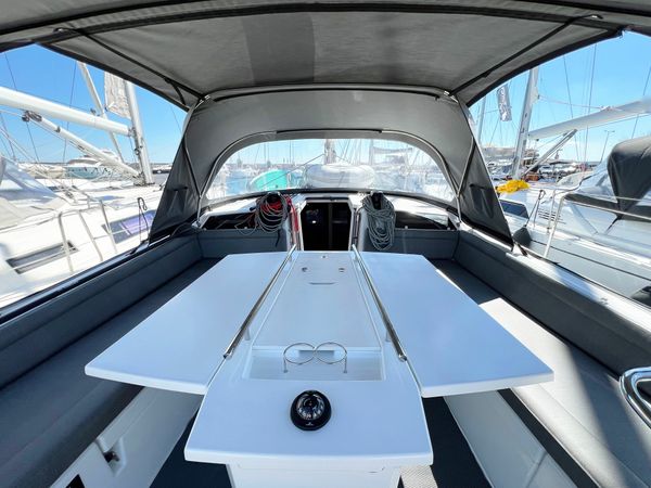 Beneteau Oceanis 40.1 | Escape