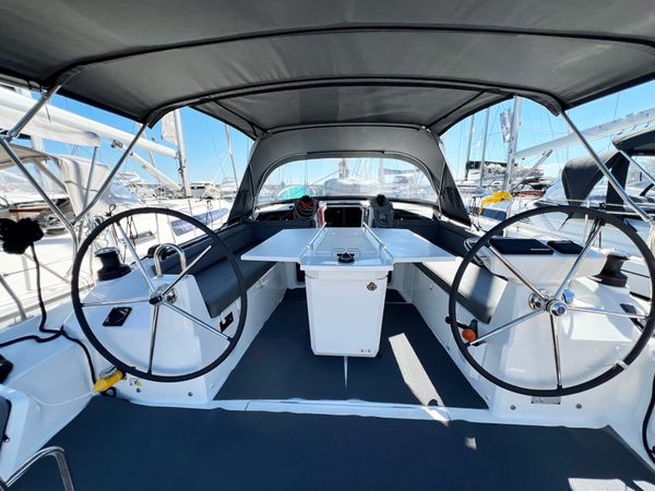 Beneteau Oceanis 40.1 | Escape