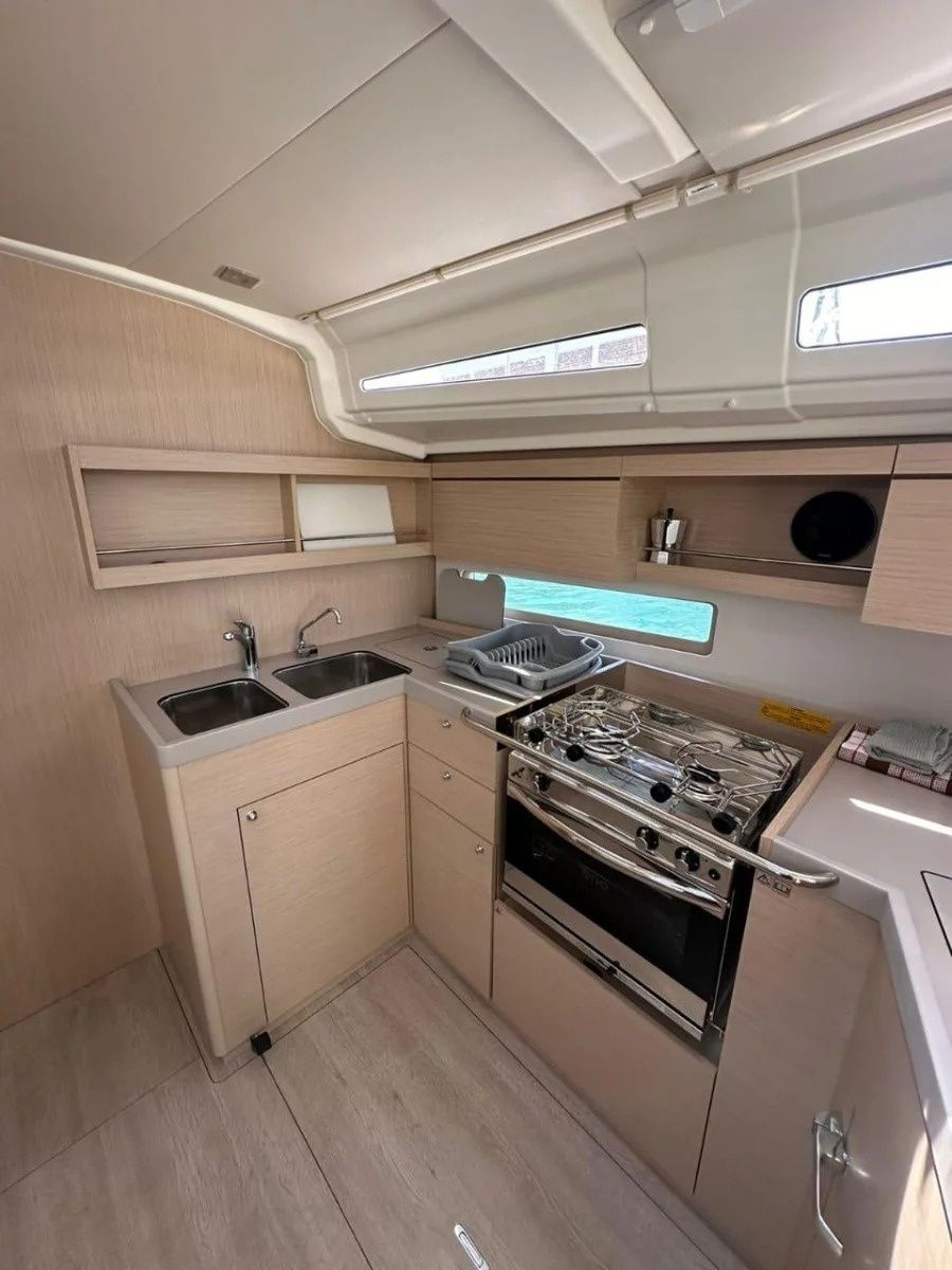 Beneteau Oceanis 40.1 | Monterey