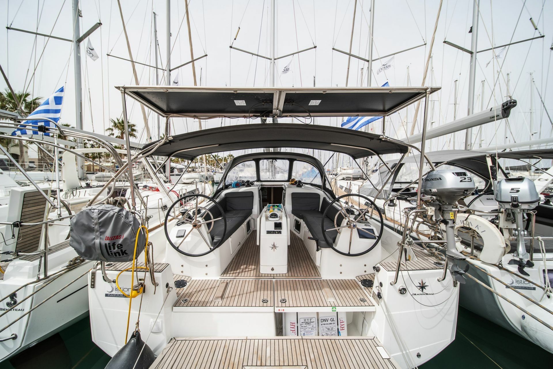 Jeanneau Sun Odyssey 410 | Henry Every
