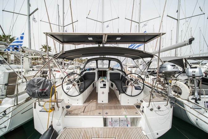 Jeanneau Sun Odyssey 410 | Henry Every