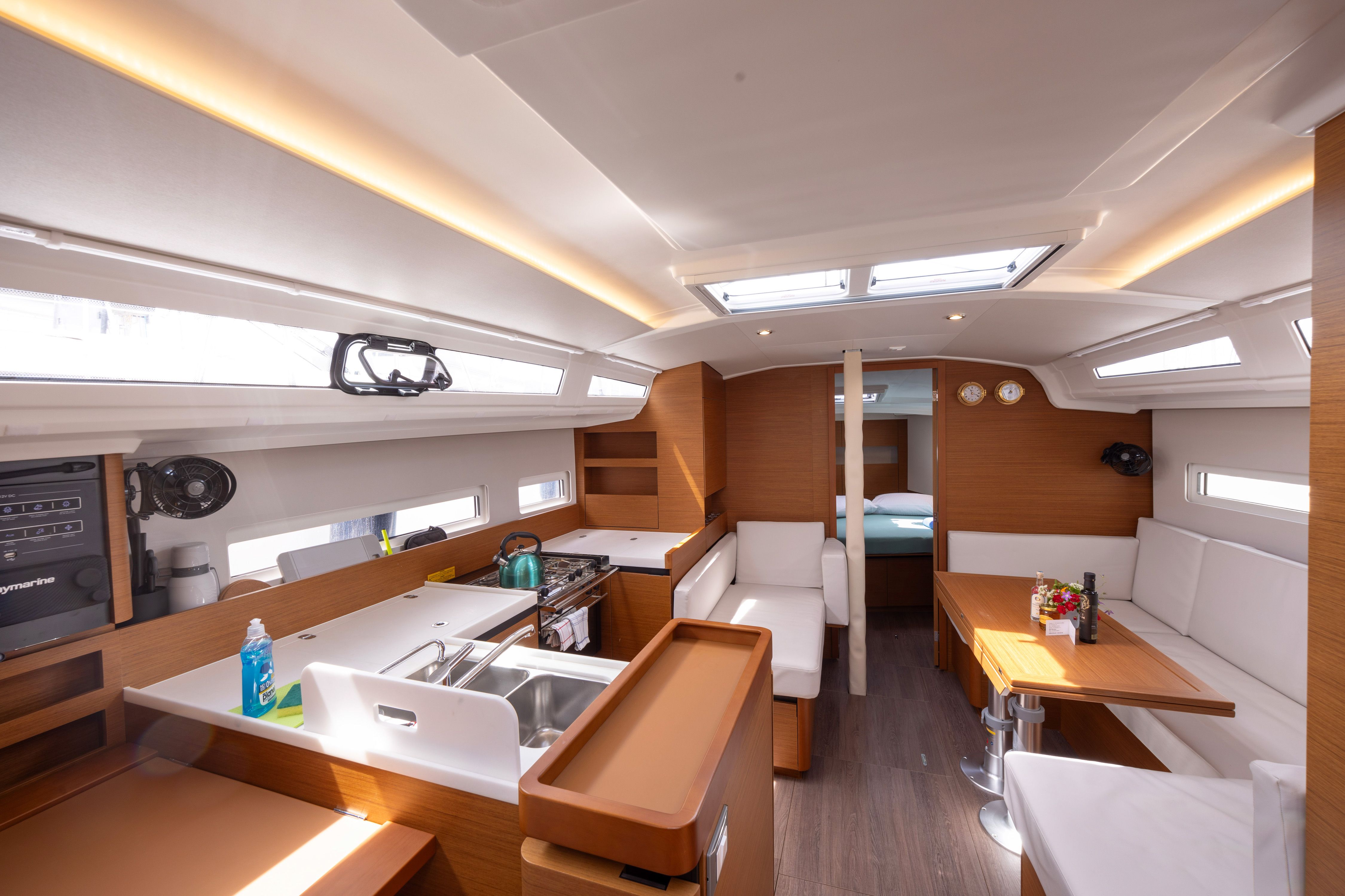 Jeanneau Sun Odyssey 410 | Thalassa
