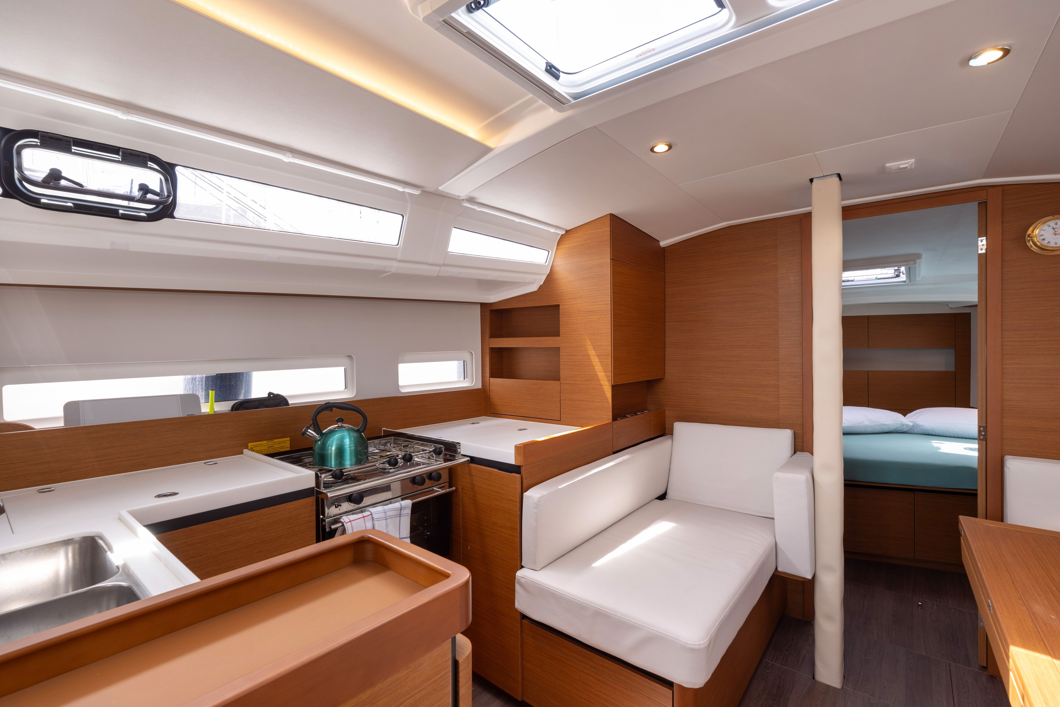 Jeanneau Sun Odyssey 410 | Thalassa