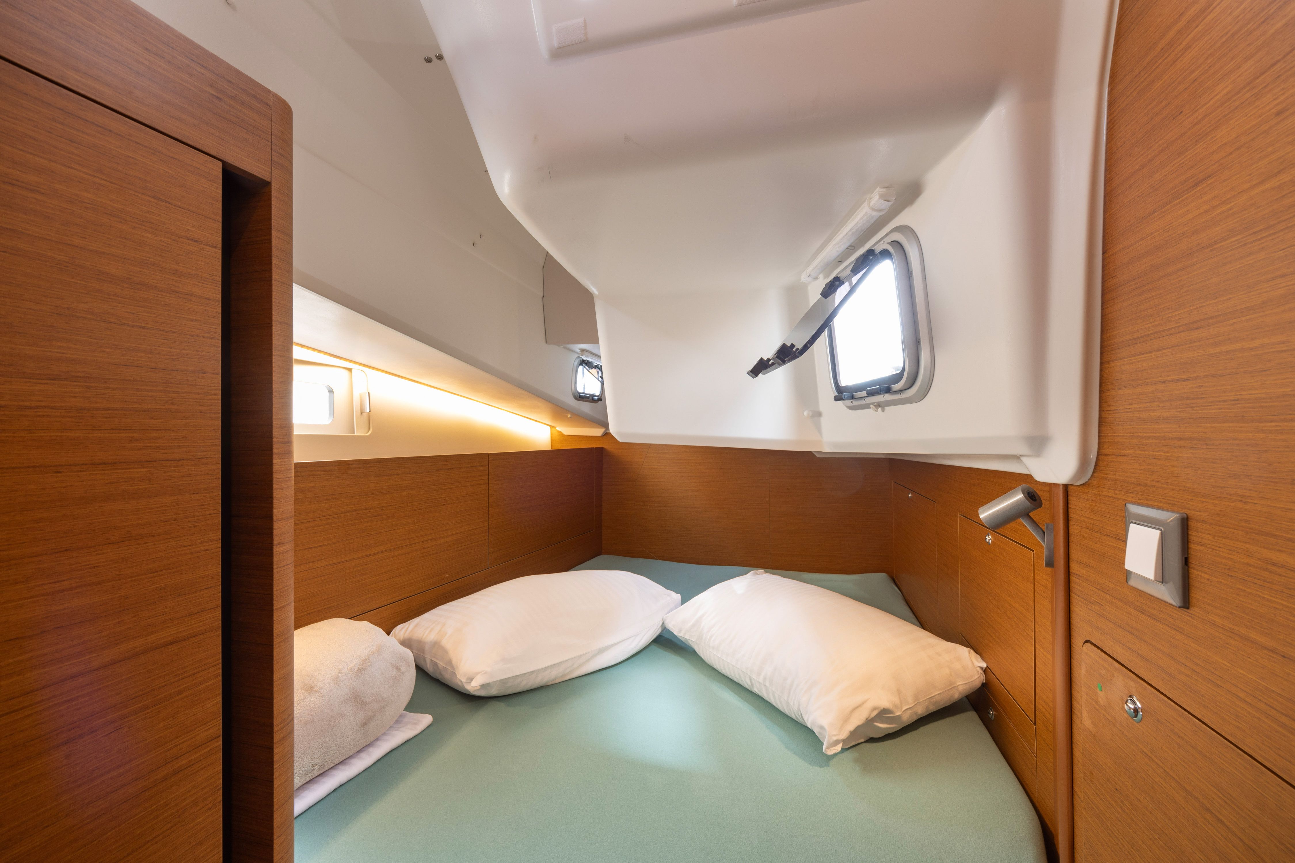 Jeanneau Sun Odyssey 410 | Thalassa