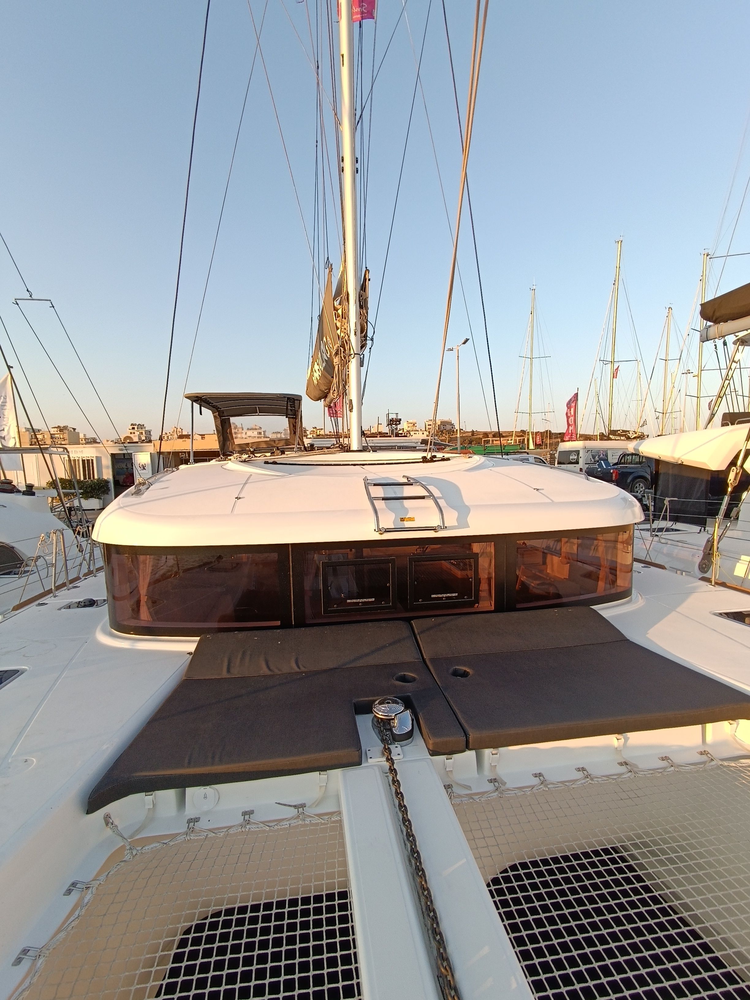 Lagoon 40 | Sunflower