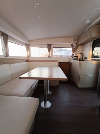 Lagoon 40 | Sunflower