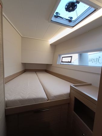 Lagoon 40 | Sunflower