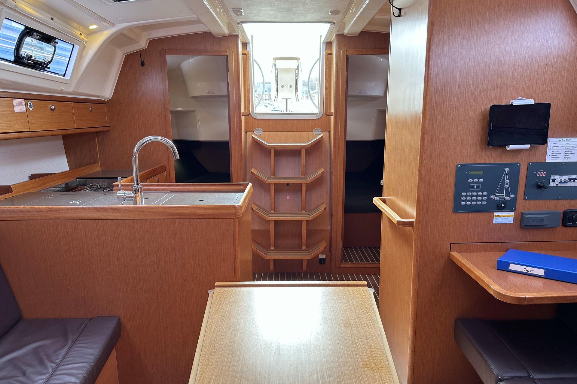 Bavaria Cruiser 37 | Tiger