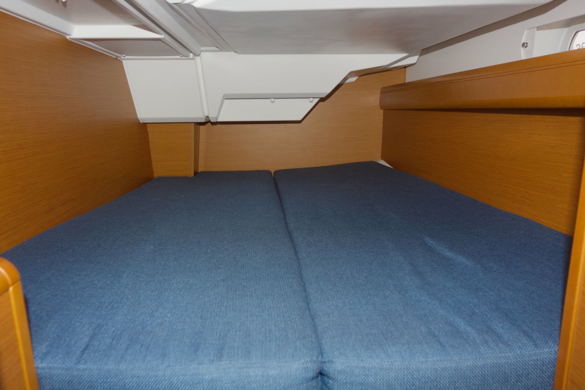 Jeanneau Sun Odyssey 379 | Pluto