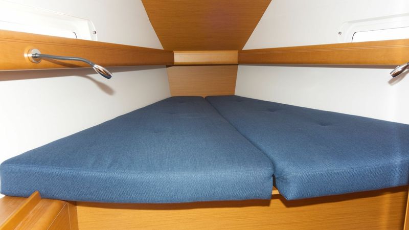 Jeanneau Sun Odyssey 409 | Rocky