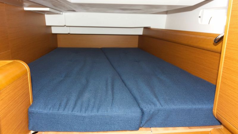 Jeanneau Sun Odyssey 409 | Rocky