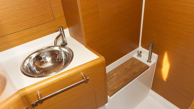 Jeanneau Sun Odyssey 409 | Rocky