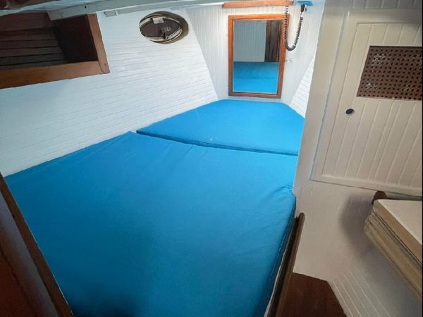 Ted Brewer | Anna Lezah