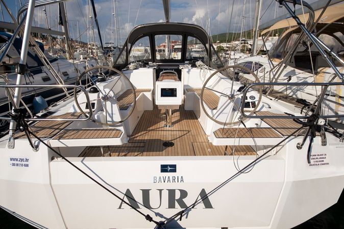 Bavaria C38 | Aura