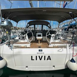 Bavaria C42 | Livia