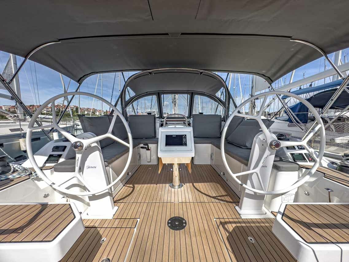 Bavaria C42 | Livia