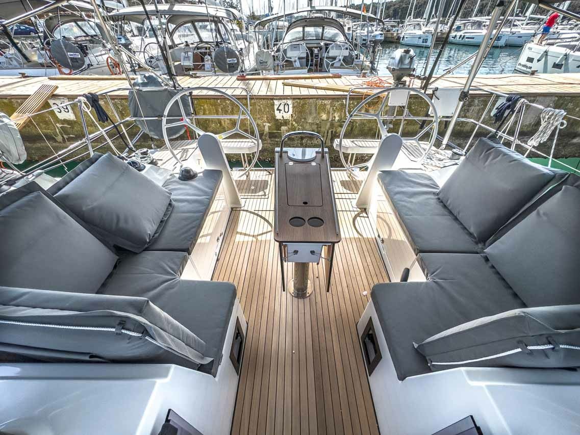 Bavaria C42 | Livia