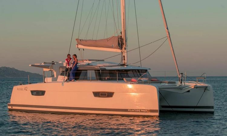 Fountaine Pajot Astrea 42 | Flonja