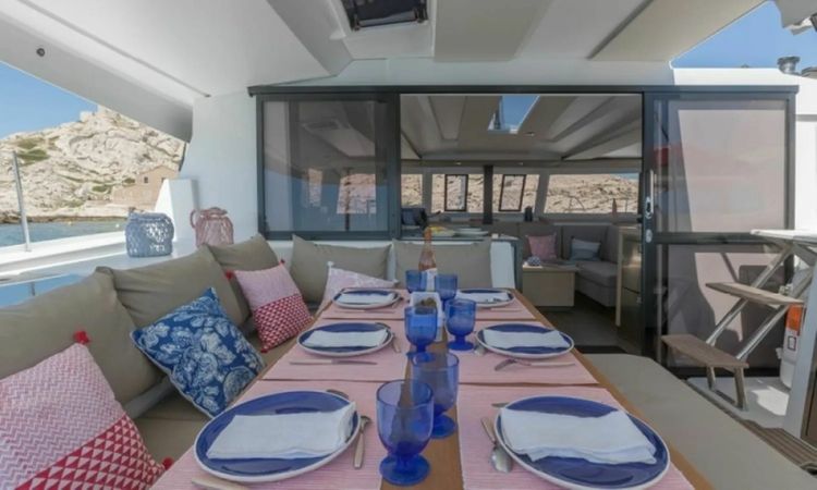 Fountaine Pajot Astrea 42 | Flonja